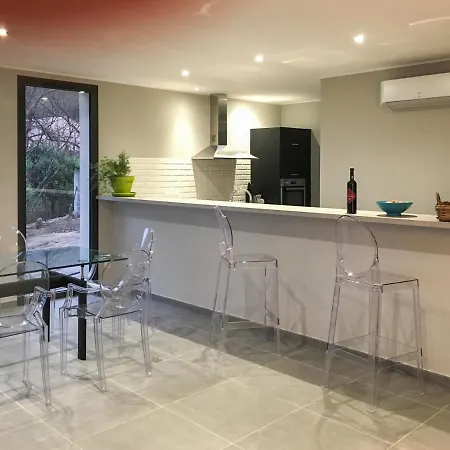 Sleeps 8 With Pool Air Con And Wifi Villa Feliceto